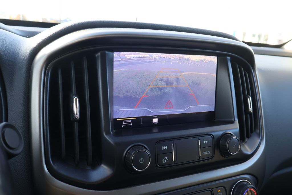 Thumbnail: 2021 Chevrolet Colorado - 23