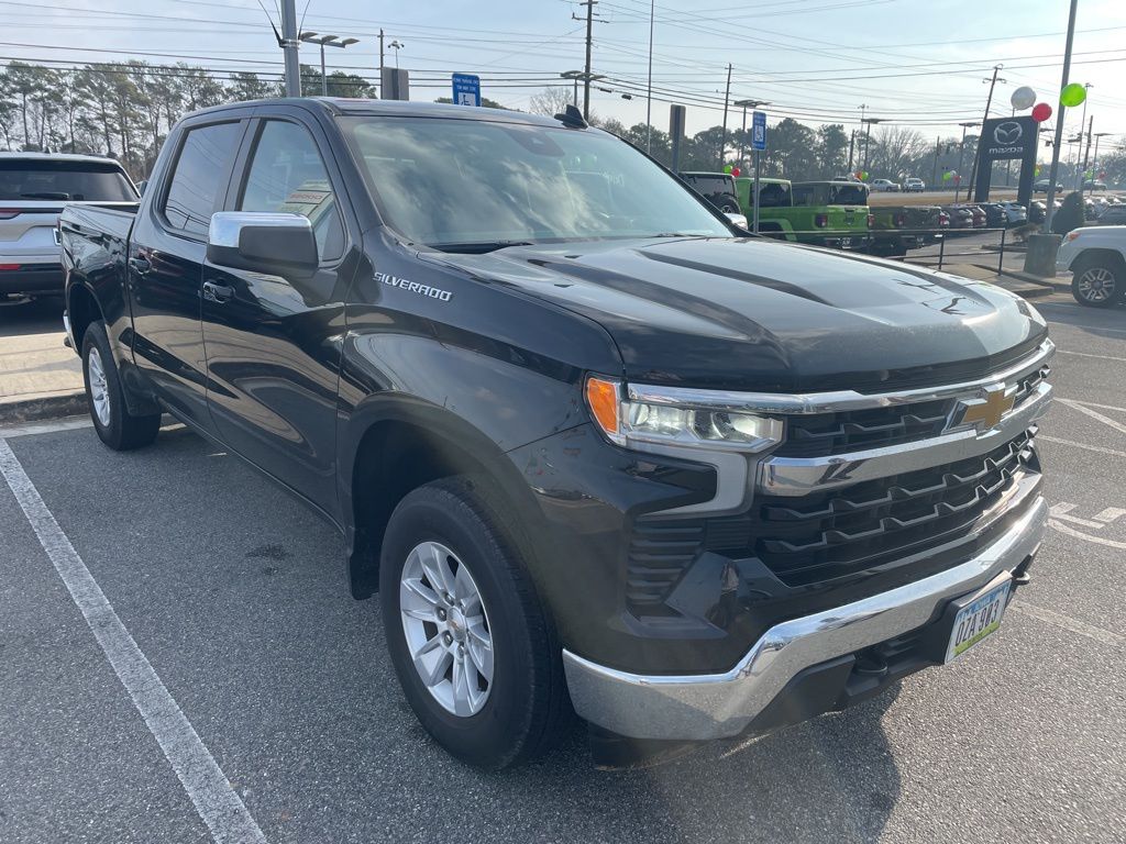 2025 Chevrolet Silverado 1500 LT Crew Cab 4WD