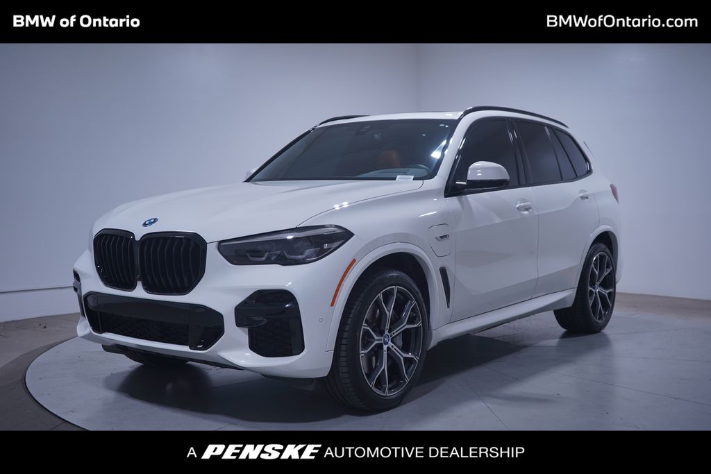 Thumbnail: 2023 BMW X5 - 1