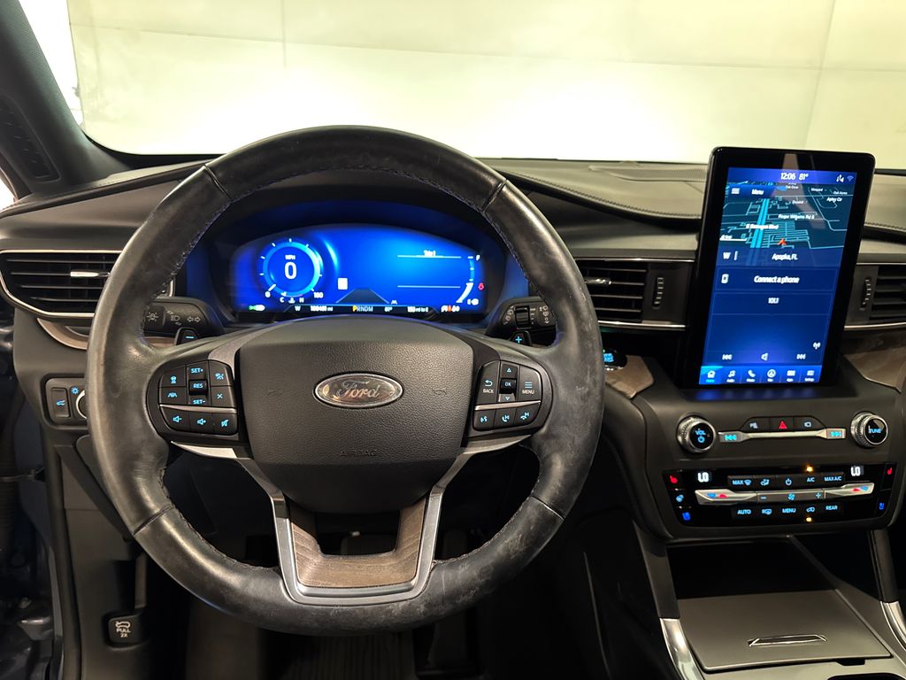 Certified Used 2020 Blue Ford Platinum image 8