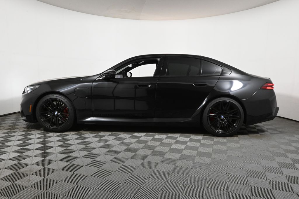 2025 BMW M5 Base 2