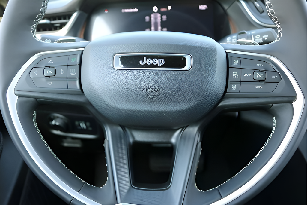 New Car 2025 Jeep Grand Cherokee  Laredo X For Sale In Austin, Texas