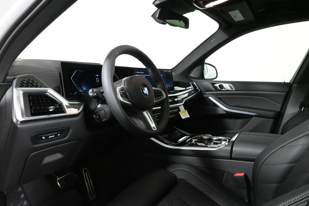 Thumbnail: 2026 BMW X5 - 15