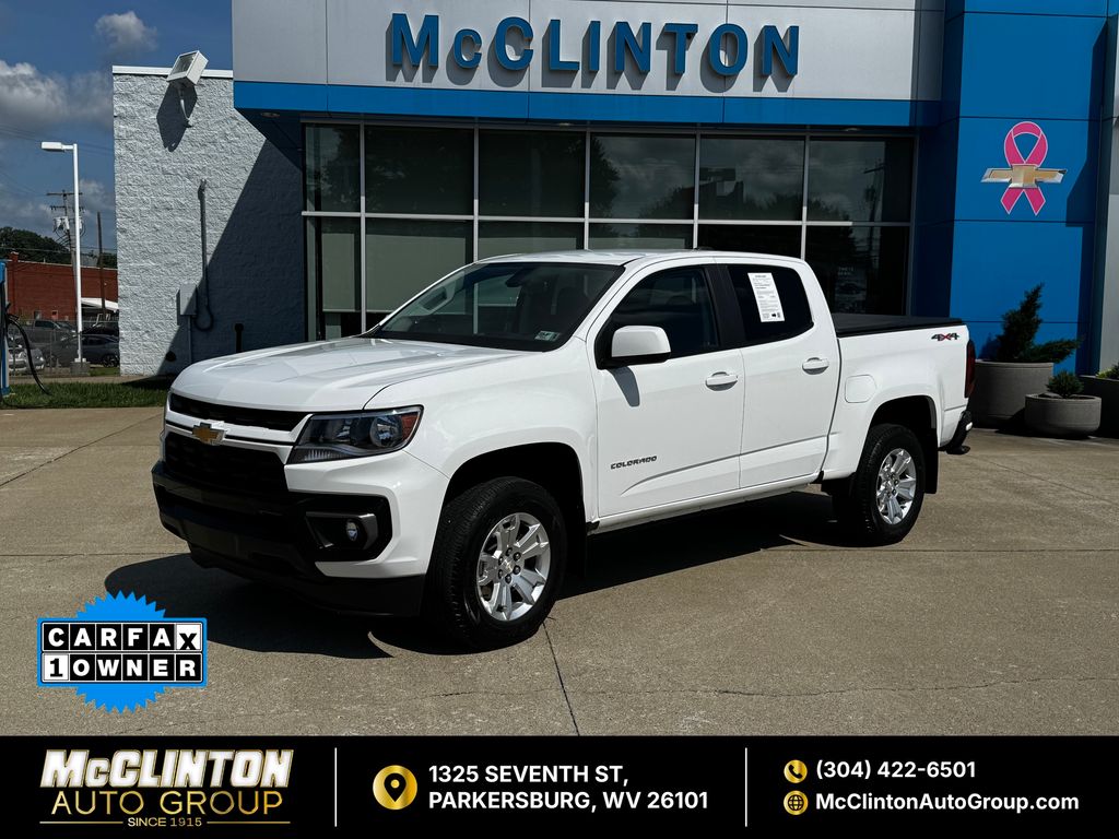 Summit White 2022 Chevrolet Colorado Pickup Truck Four-Wheel Drive 8-Speed Automatic
