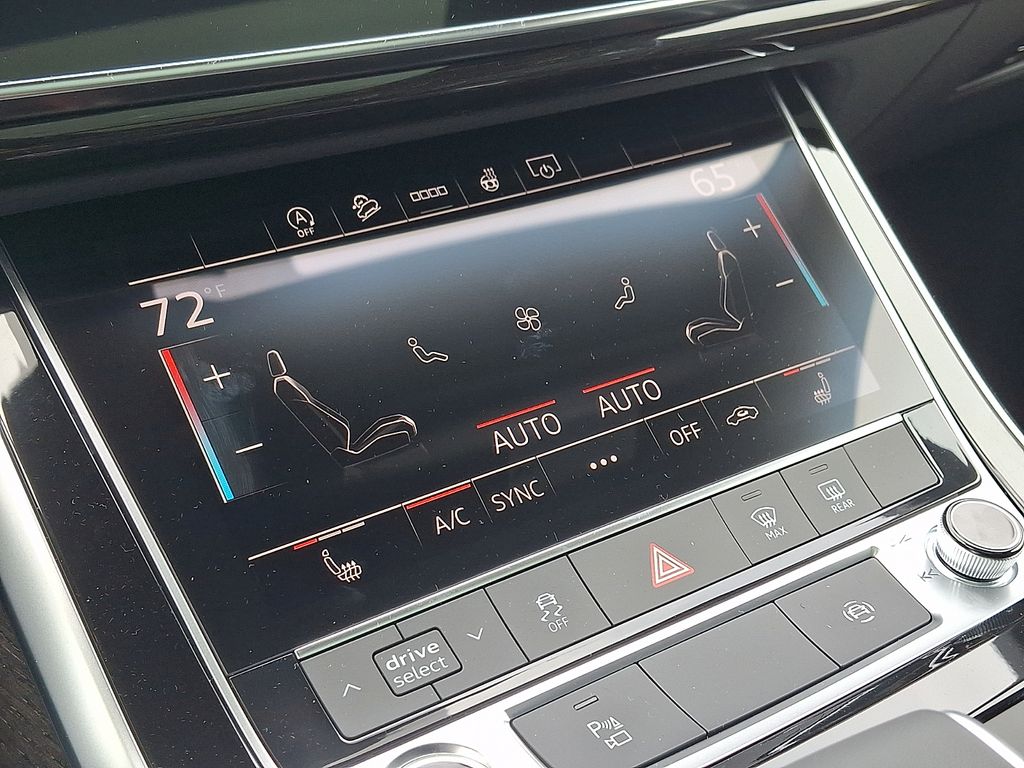 Thumbnail: 2026 Audi Q7 - 13