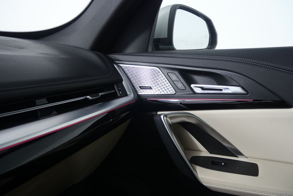 Thumbnail: 2023 BMW X1 - 26