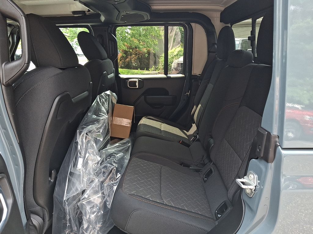 New 2026 Jeep Gladiator Truck