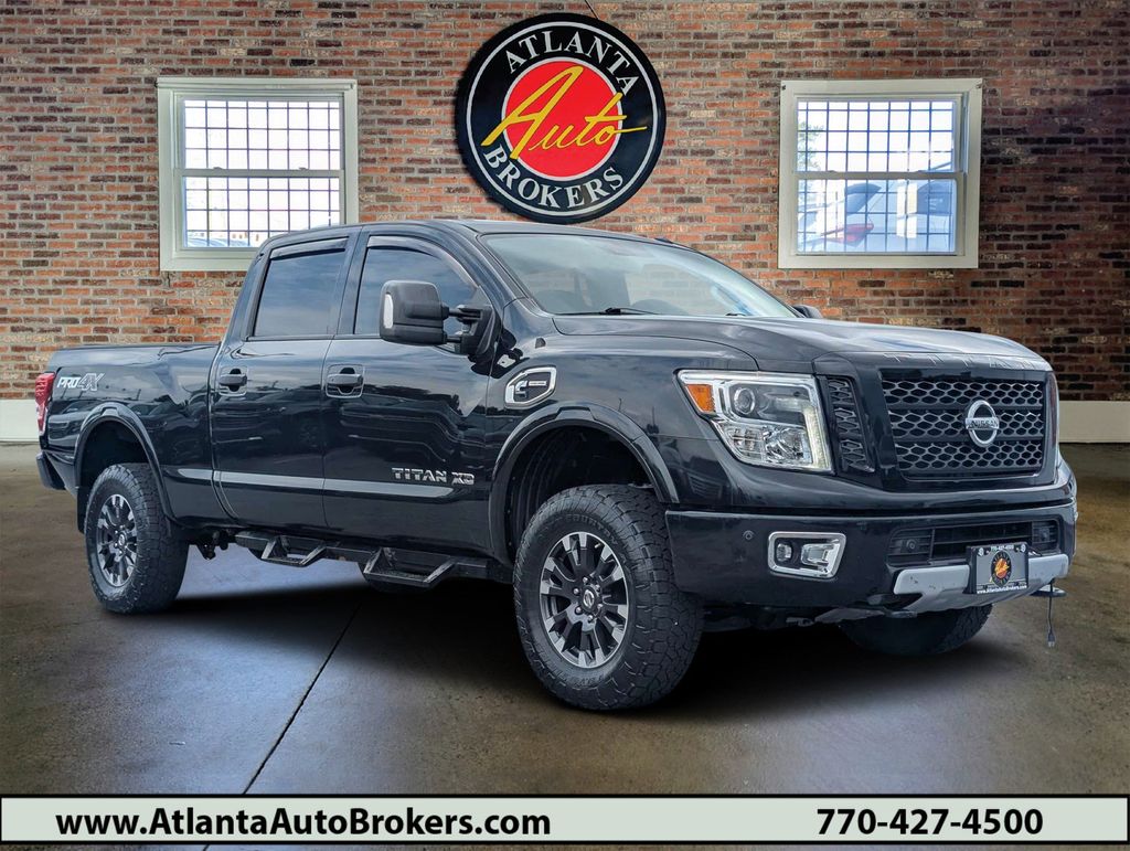 2019 Nissan Titan XD PRO-4X Crew Cab 4WD