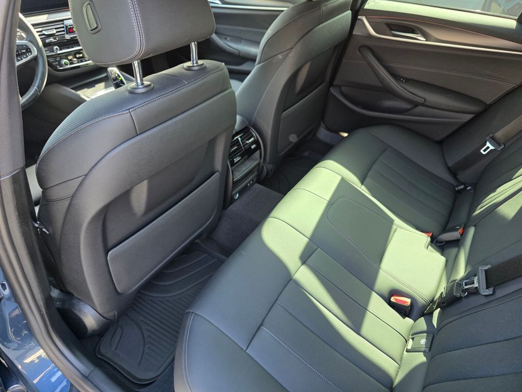 Certified Used 2023 Blue BMW 540i image 14
