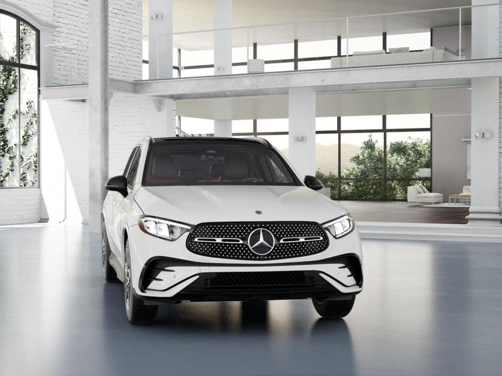 2025 Mercedes-Benz GLC 350 8