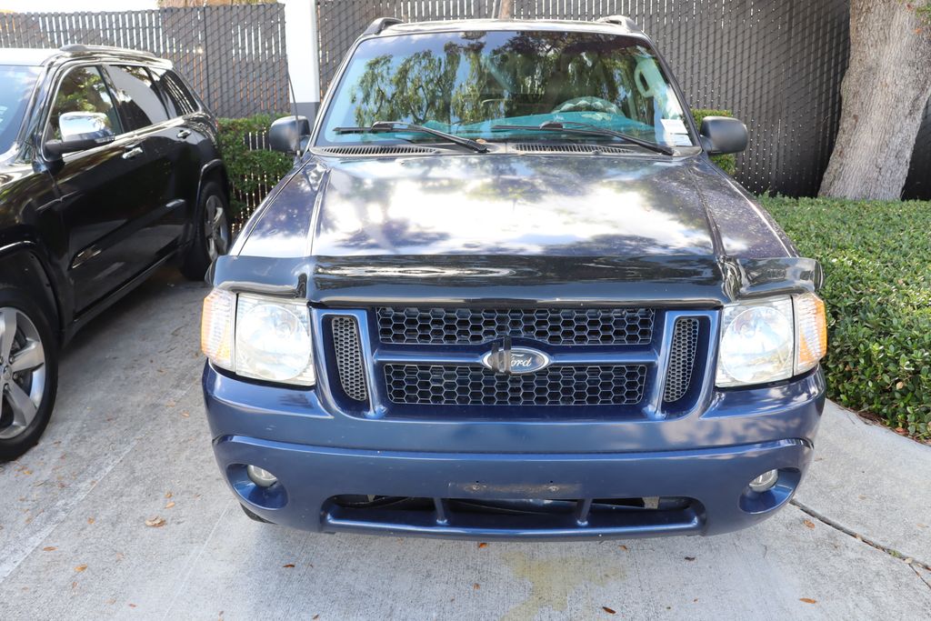 Thumbnail: 2004 Ford Explorer Sport Trac - 5