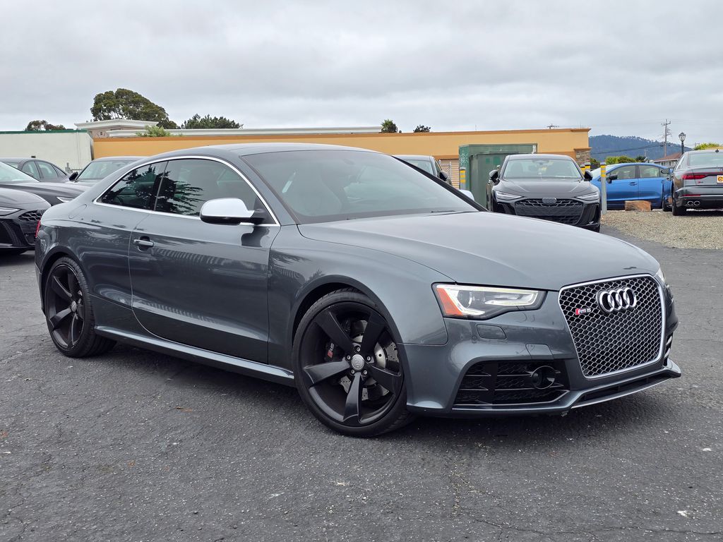 Daytona Gray Pearl Effect 2014 Audi RS 5 Coupe 7-Speed Automatic