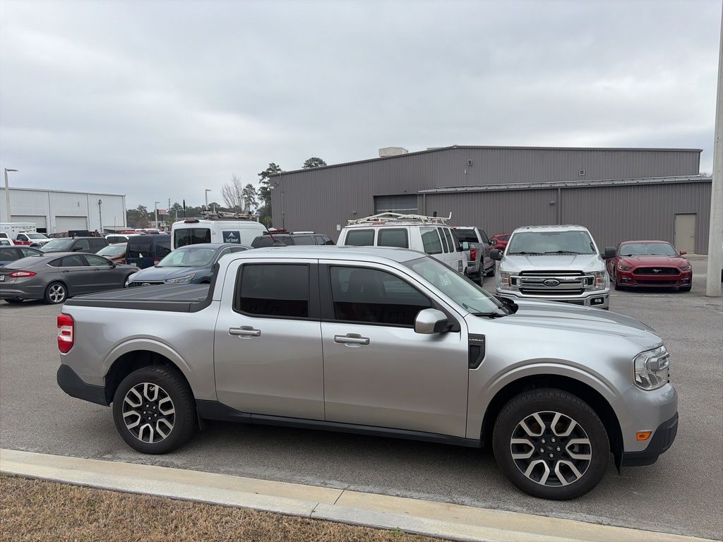 2023 Ford Maverick Lariat