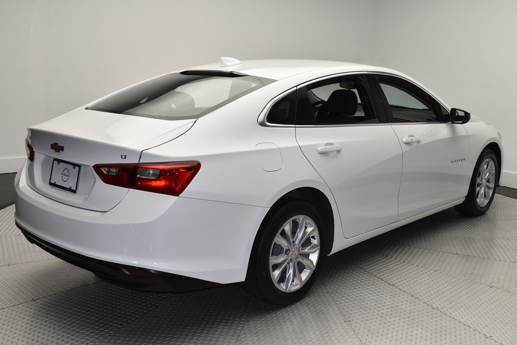Thumbnail: 2023 Chevrolet Malibu - 5