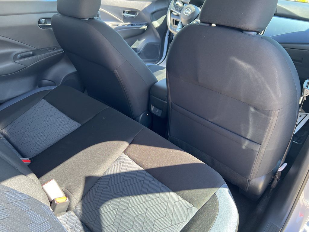 2025 Gray Sky Pearl Nissan Versa 1.6 SV FWD Sedan