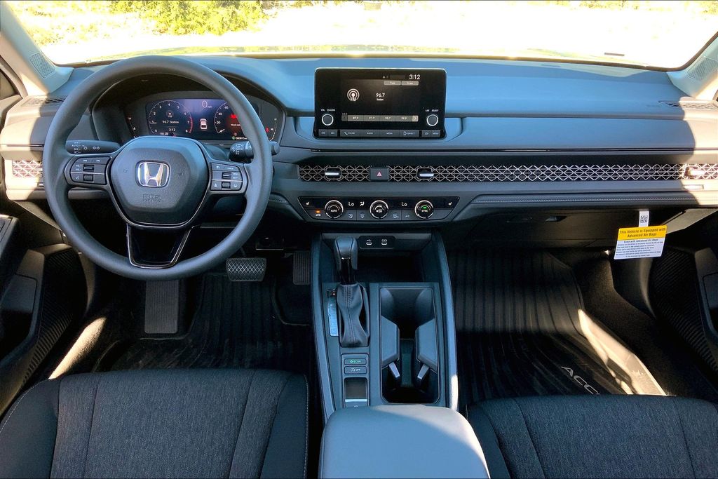 2025 Honda Accord SE 5