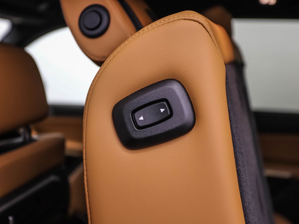 Thumbnail: 2023 BMW X7 - 23