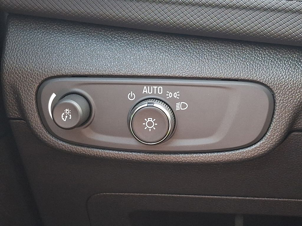 2024 Chevrolet TrailBlazer LS Blue at Auto Express Mitsubishi