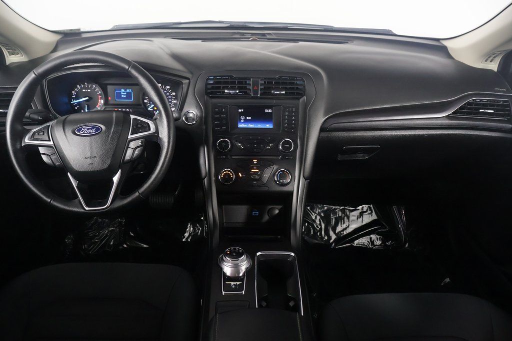 Thumbnail: 2018 Ford Fusion - 8