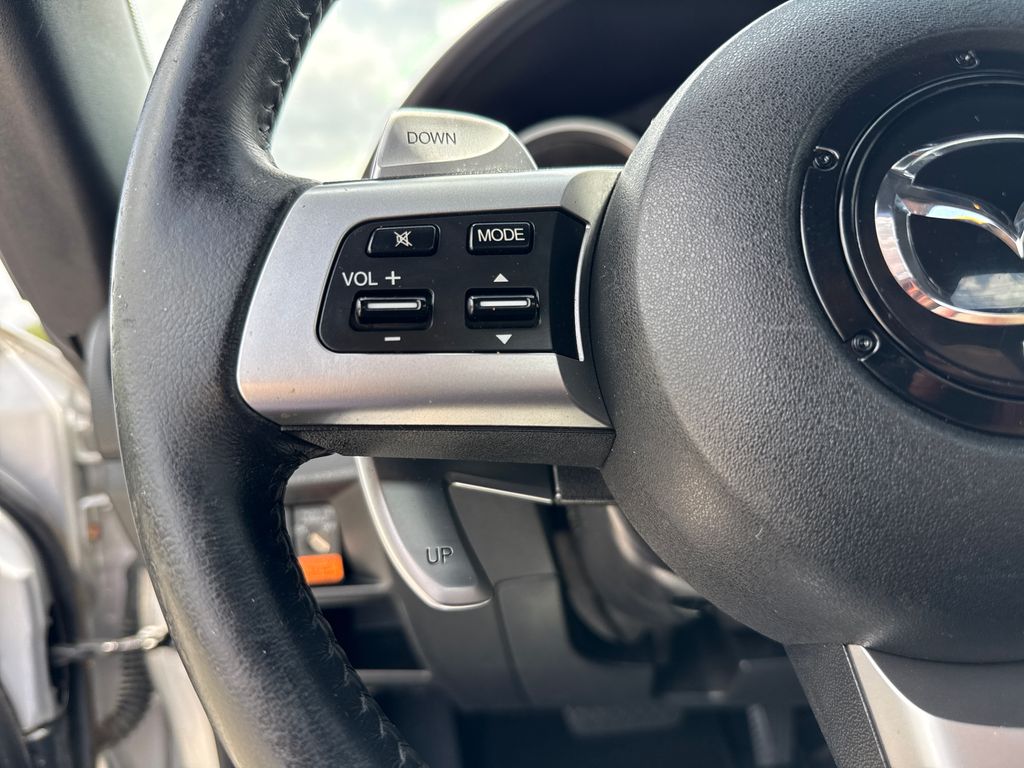Used 2008 Silver Mazda Touring image 15