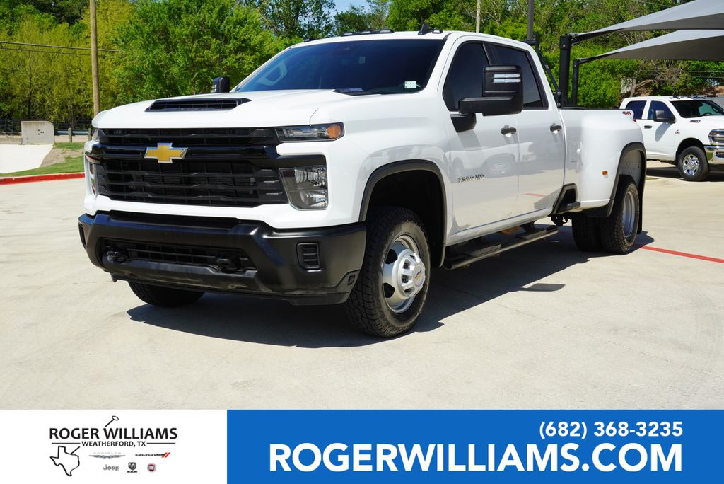 Summit White 2024 Chevrolet Silverado 3500HD Work Truck Crew Cab 4WD Pickup Truck Four-Wheel Drive Automatic