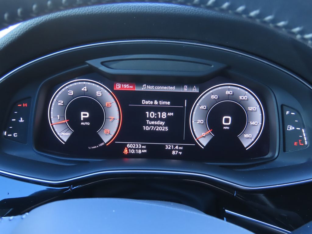 Thumbnail: 2019 Audi Q8 - 19