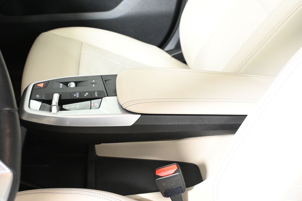 Thumbnail: 2024 BMW X1 - 24