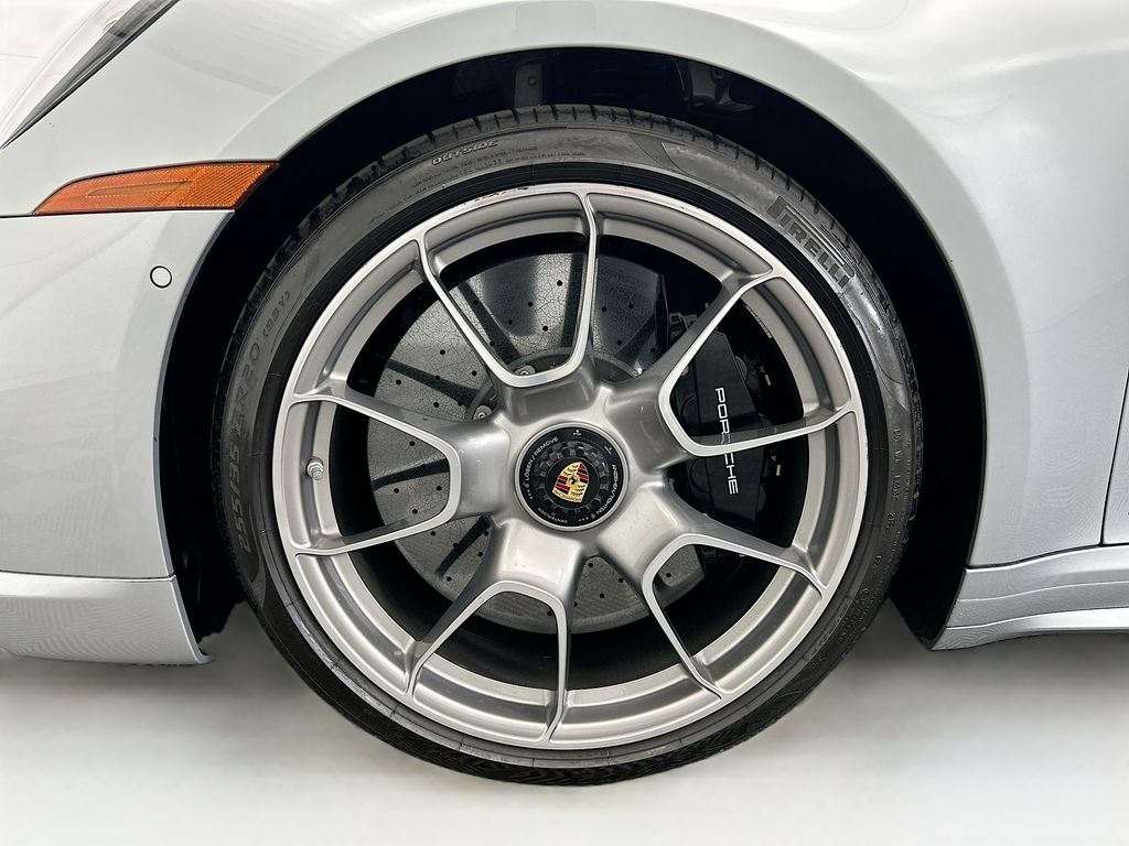 Thumbnail: 2022 Porsche 911 - 28