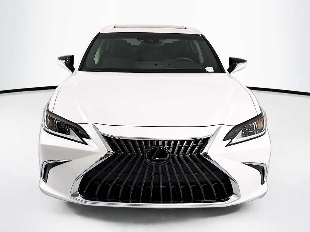Thumbnail: 2025 Lexus ES - 2