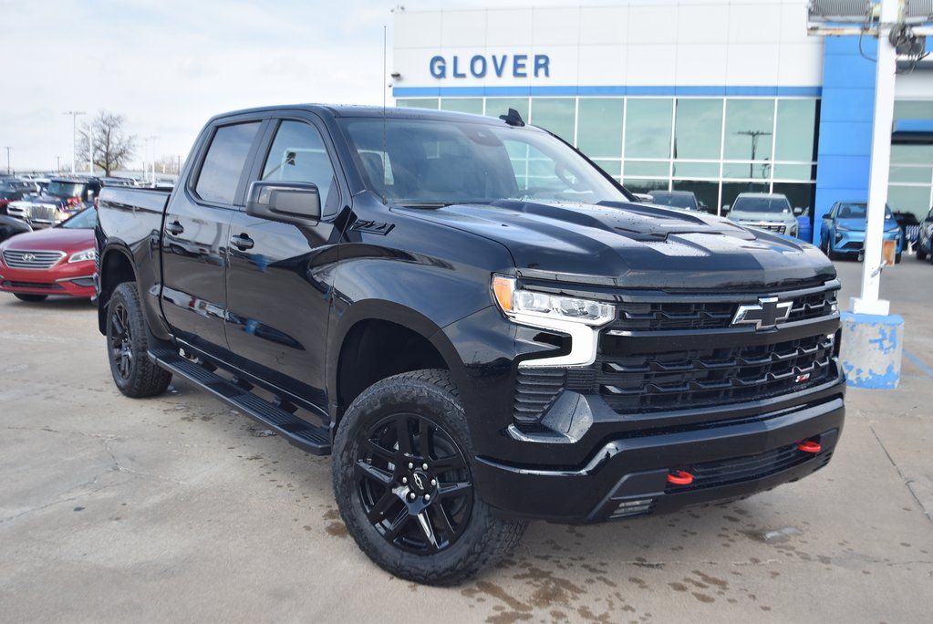 2026 Chevrolet Silverado 1500 LT Trail Boss Crew Cab 4WD