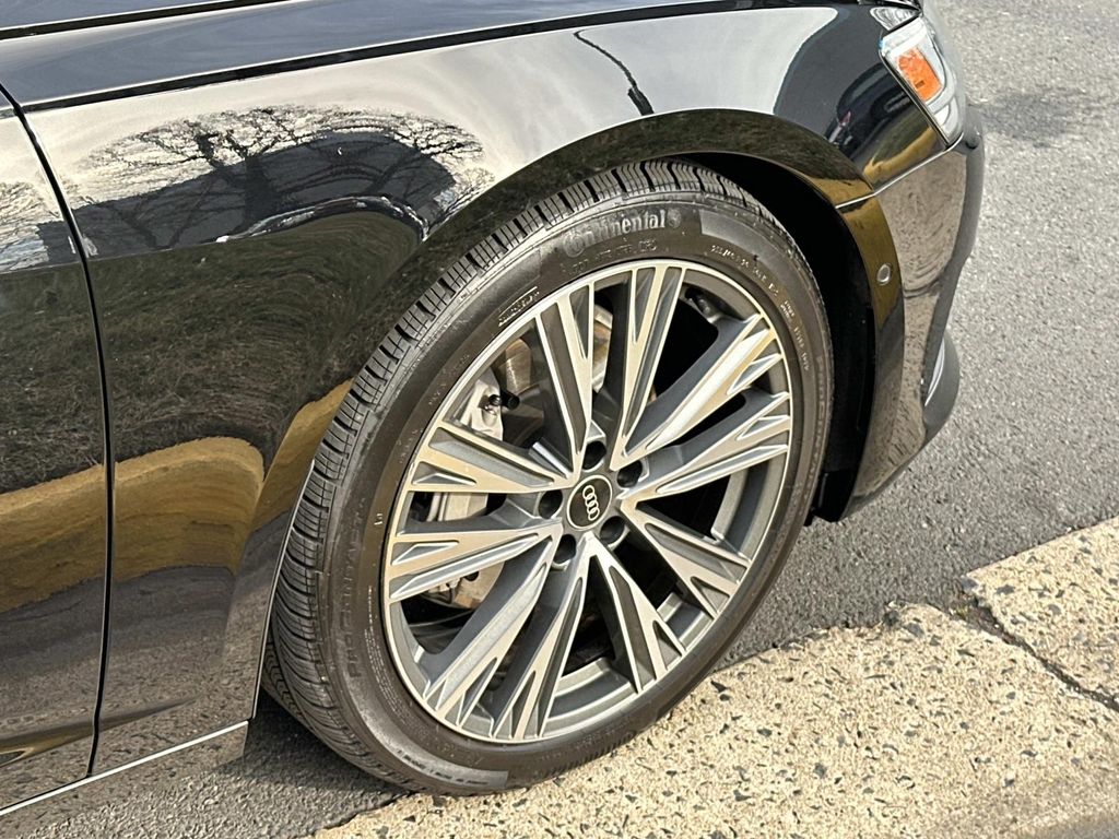 Thumbnail: 2021 Audi A6 - 18