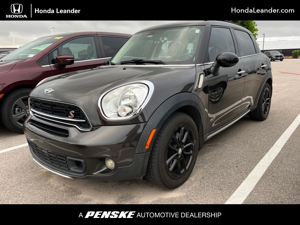 2016 MINI Cooper Countryman Base -
                  Leander, TX