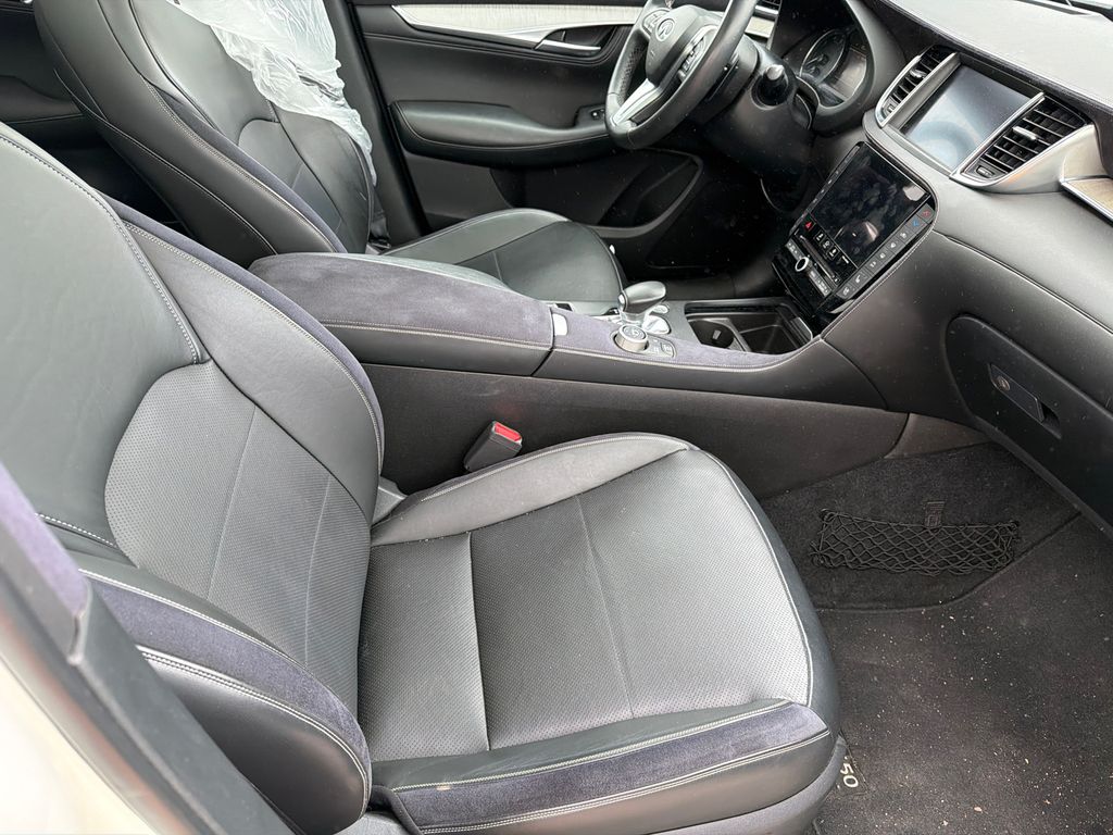 Used 2021 Majestic INFINITI Autograph image 11