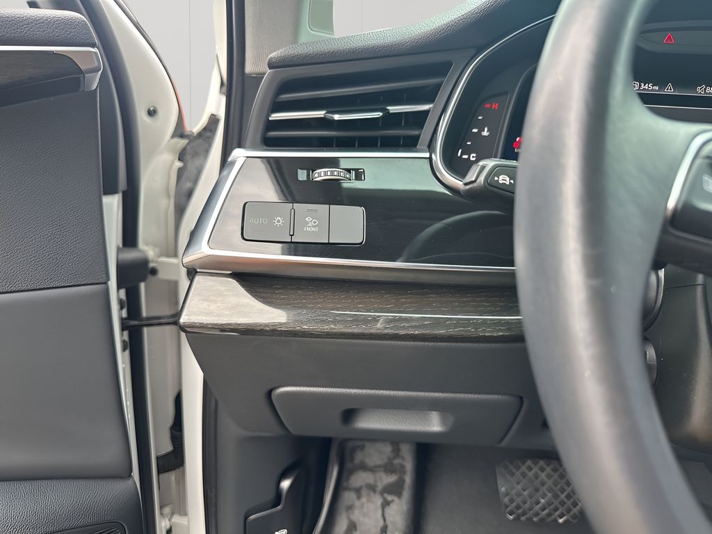 Used Car 2021 Audi Q7  55 Premium Plus For Sale Under $35,000 In Austin, Texas