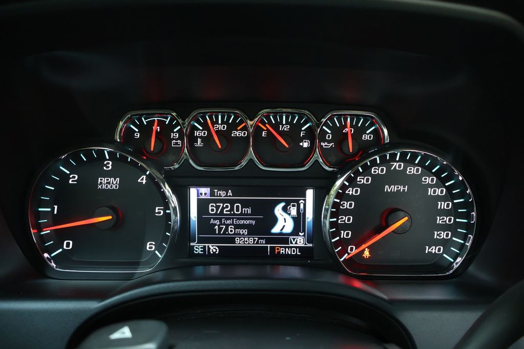 Thumbnail: 2018 Chevrolet Silverado 1500 - 30