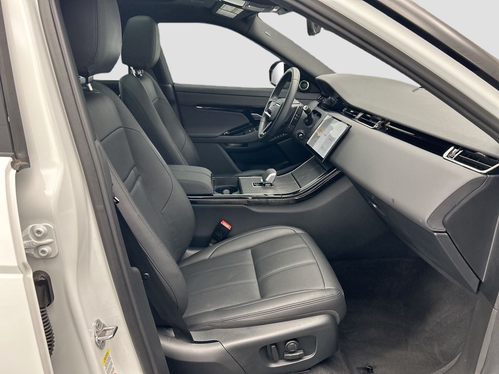 Thumbnail: 2025 Land Rover Range Rover Evoque - 19