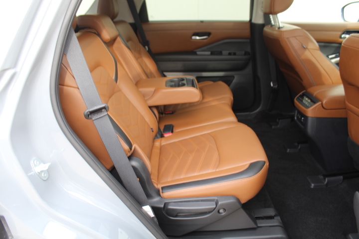 Used Car 2024 Nissan Pathfinder  Platinum For Sale Under $40,000 In Georgetown, Texas