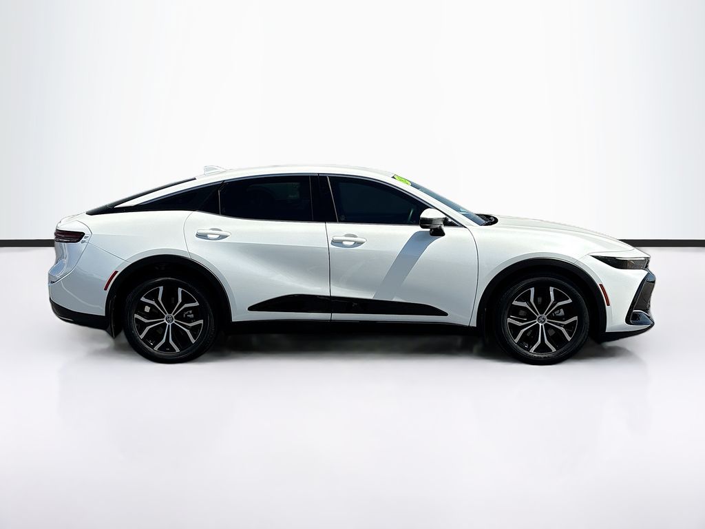Thumbnail: 2023 Toyota Crown - 4