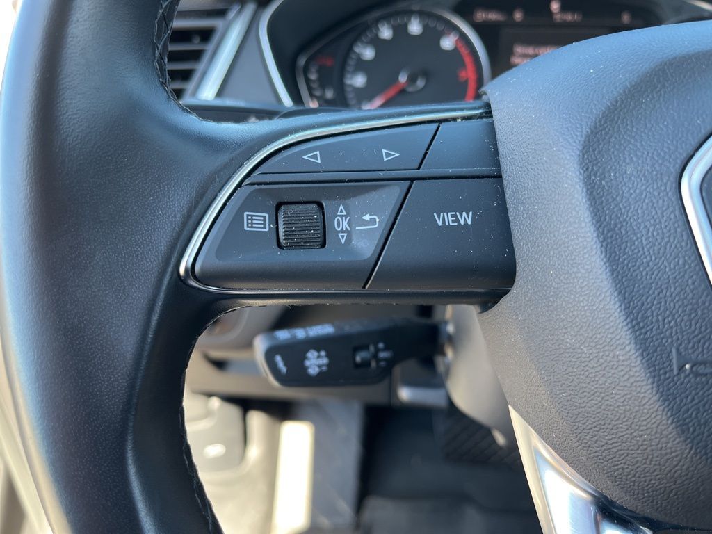 Thumbnail: 2023 Audi Q5 - 21