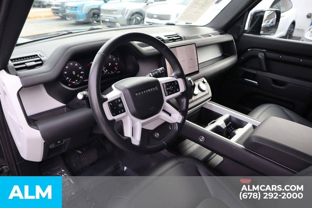 Used 2025 Black Land Rover S image 10