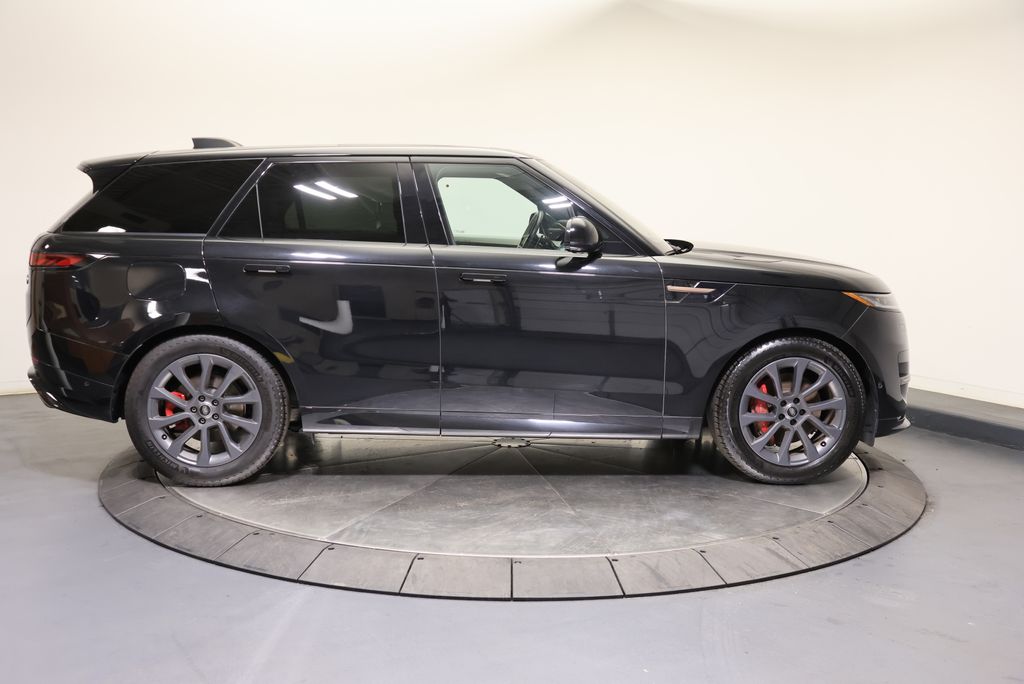Thumbnail: 2023 Land Rover Range Rover Sport - 6