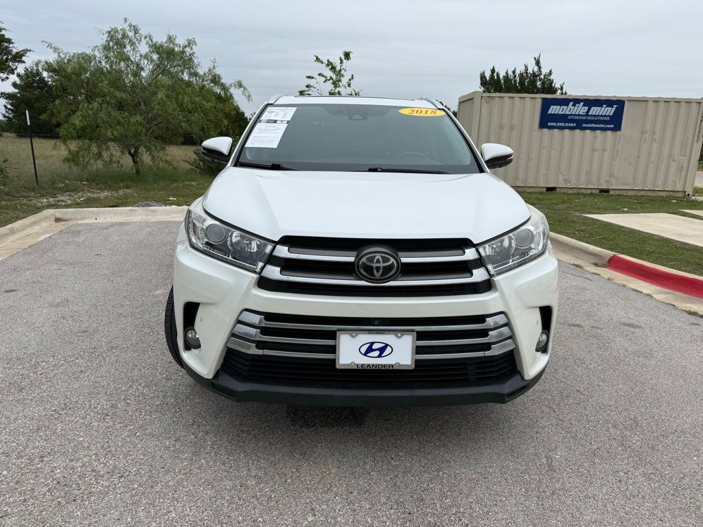 Thumbnail: 2018 Toyota Highlander - 2