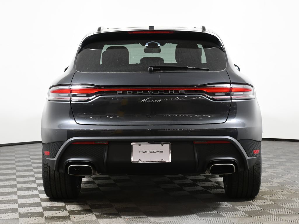 Thumbnail: 2025 Porsche Macan - 6
