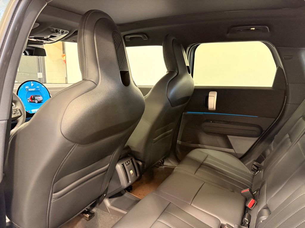 Thumbnail: 2027 MINI Cooper Countryman - 20