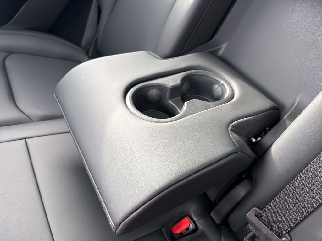 Thumbnail: 2023 Tesla Model Y - 31