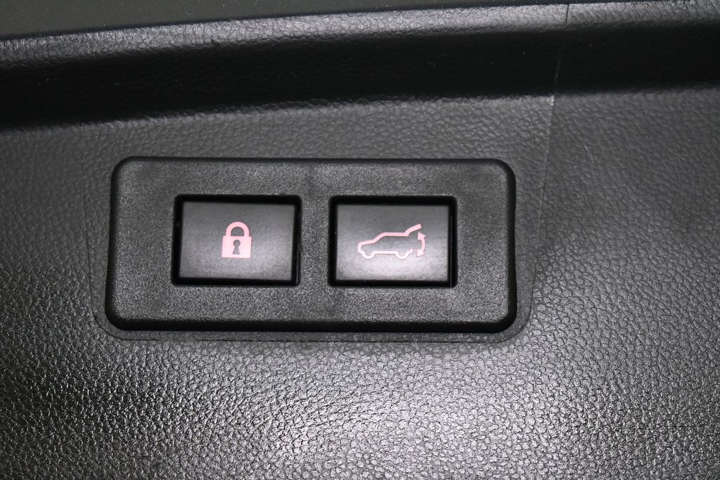 Thumbnail: 2021 Subaru Outback - 6