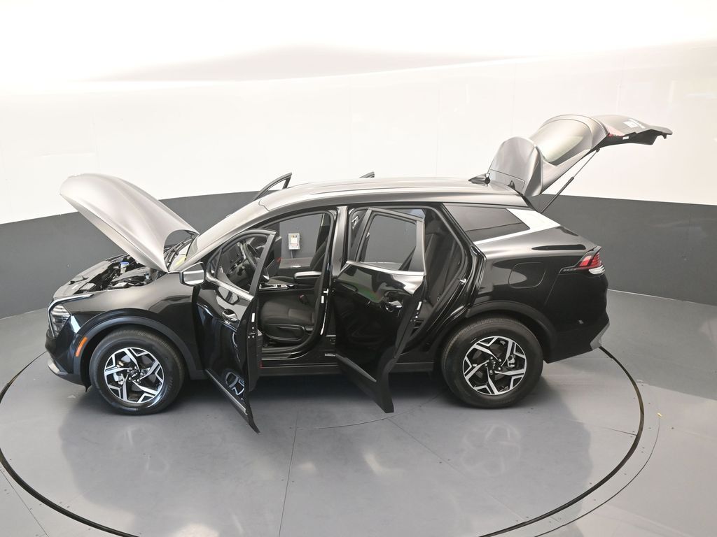 Used 2024 Fusion Black Kia LX image 61