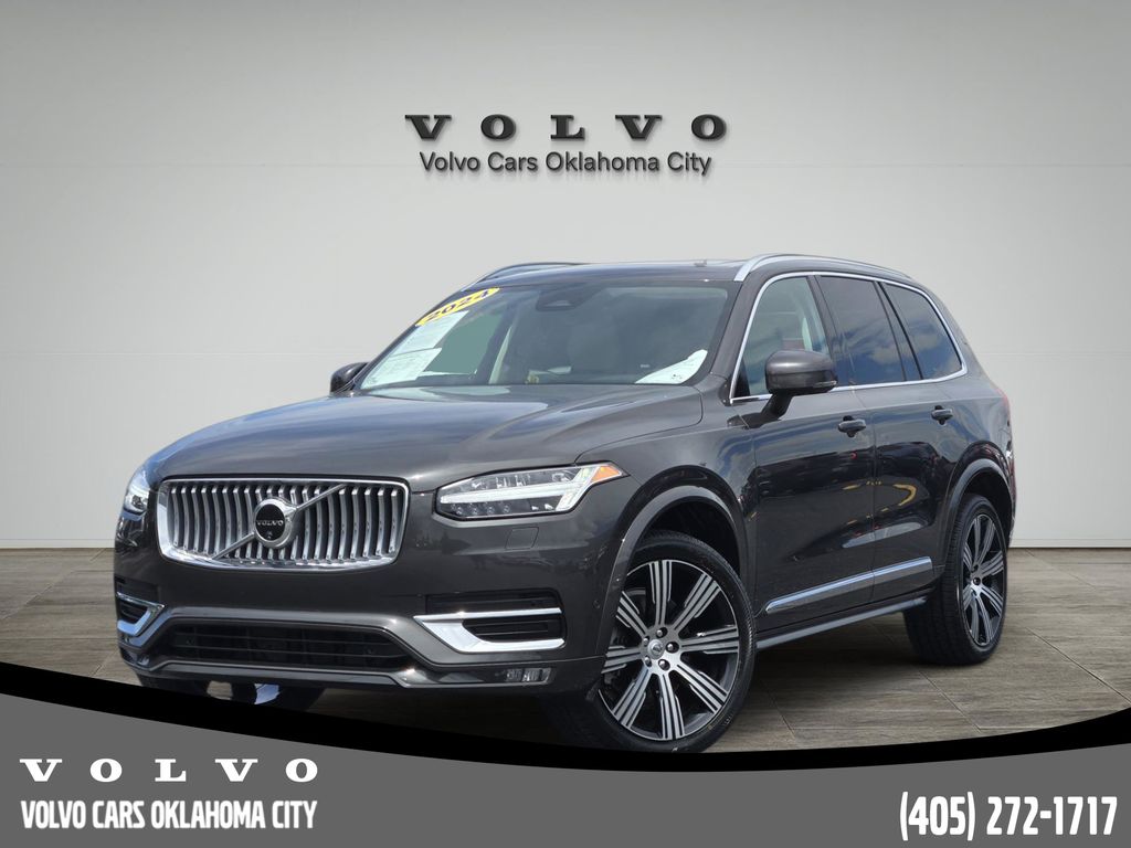 2024 Volvo XC90 B6 Plus Bright Theme 6-Seater