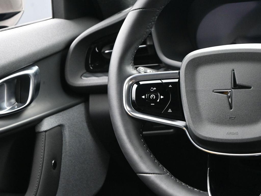 2022 Polestar 2 Long Range Dual Motor