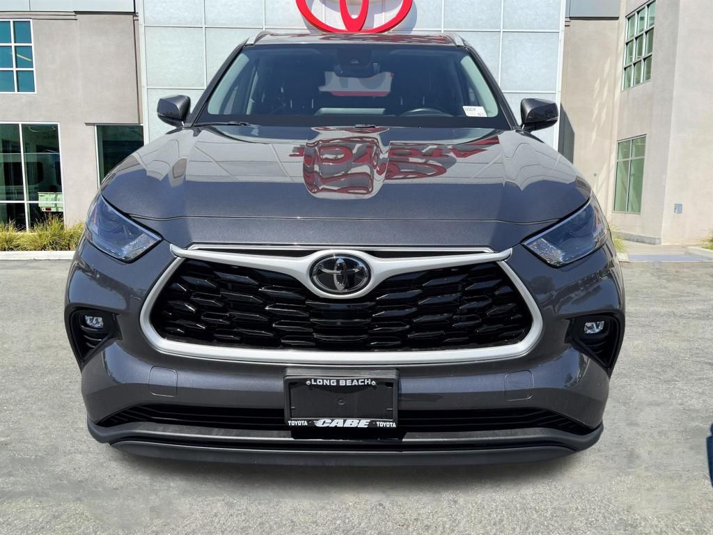 Used 2024 Toyota Highlander SUV